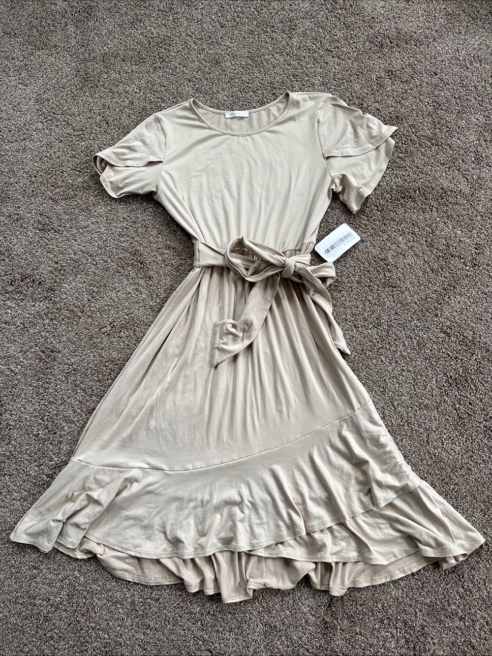 Reborn J Women’s Large Tie-Waist Ruffled Hem Midi Dress in Beige nwt